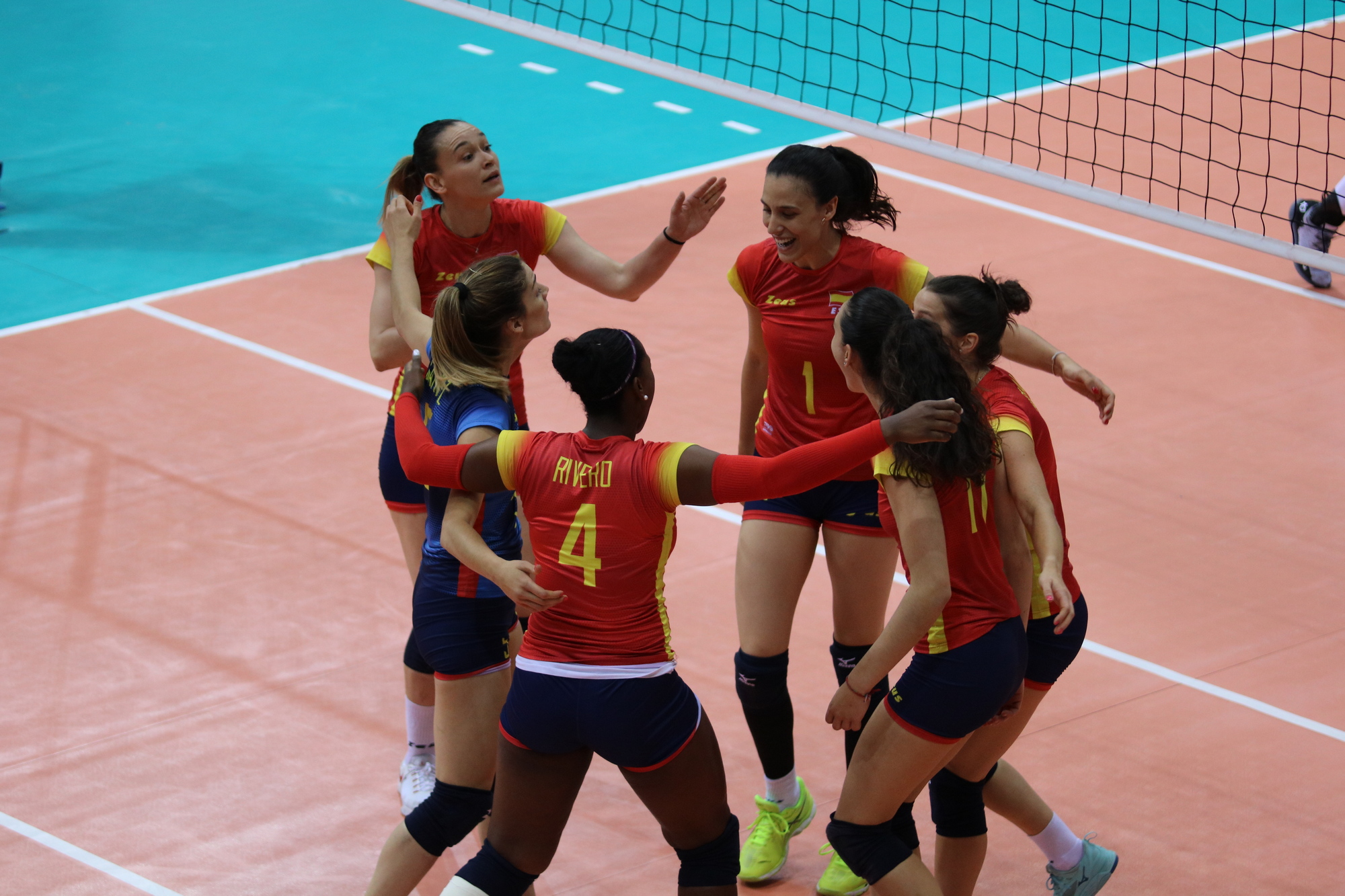 RFEVB Valladolid acoge los primeros partidos de las Leonas del Vóley de Liga Europea en casa RFEVB Valladolid acoge los primeros partidos de las Leonas del Vóley de Liga Europea en casa