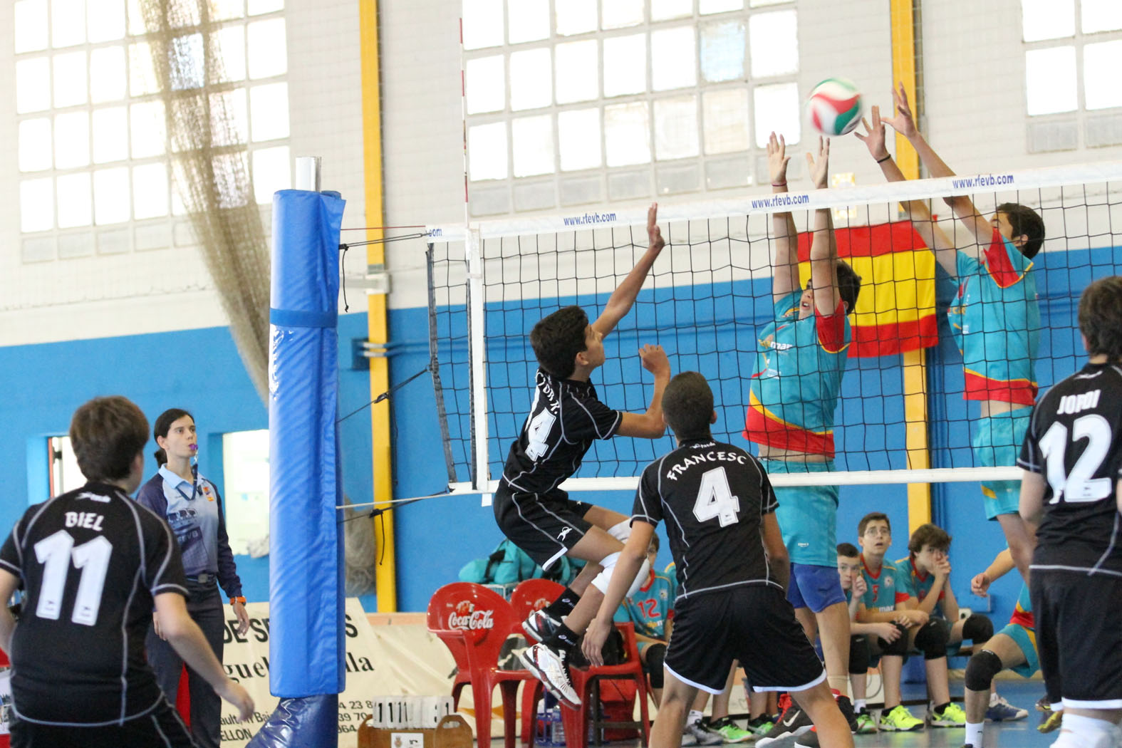 RFEVB Los Campeonatos de España Infantiles inician la batalla por las RFEVB Los Campeonatos de España Infantiles inician la batalla por las