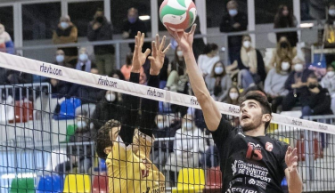 Álvaro Costa, colocador de Voleibol Almoradí, MVP de la 11ª jornada de SM2 