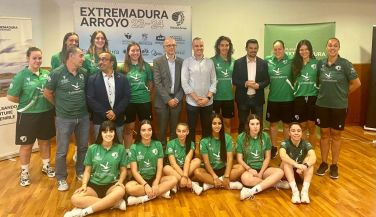 Extremadura Arroyo presenta su plantilla y el II Torneo Extremadura New Energies