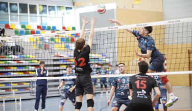 CV Almoradí se impone a Volei Villena Petrer en un emocionante 3-1