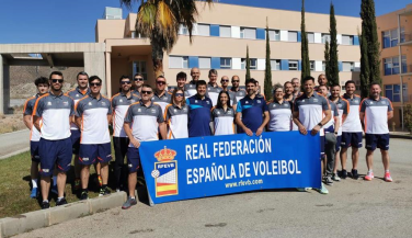 Concluye el Curso Nacional de Entrenador de Vóley Playa Nivel II en Lorca