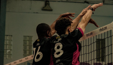 Barça Voleibol remonta y gana a Intasa San Sadurniño en un intenso partido