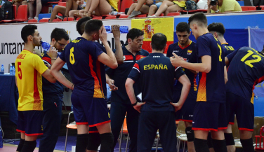 España sufre para vencer en el desempate a Ucrania