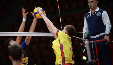Italia supera a España en el segundo partido del #EuroVolleyU18M