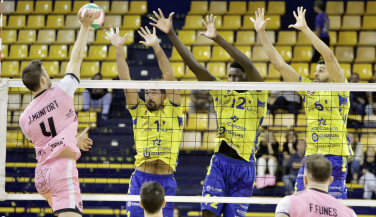 CV Guaguas suda para doblegar a UPV Léleman Conqueridor en el CID (3-1)