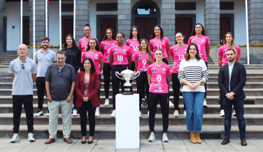 El Ayuntamiento de Las Palmas de Gran Canaria recibe a las Supercampeonas