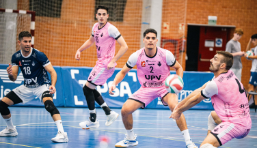 Debut con derrota para UPV Léleman Conqueridor en el Triangular Internacional