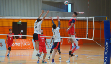 Universidad de Granada logra la victoria en el primer partido de la segunda vuelta