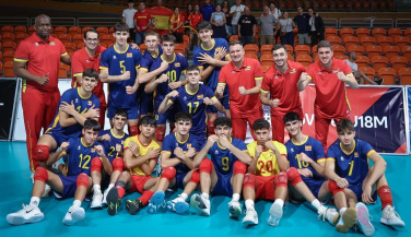 España Sub18, de menos a más, vence a Estonia en cuatro sets