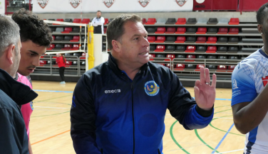 Adriano Lamb volverá a dirigir al Servigroup Benidorm la próxima temporada