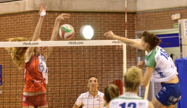 GH Leadernet Navarcable vence por la vía rápida a Feel Volley Alcobendas