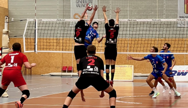 CVA Almoradí derrota en tres sets a Mintonette Almería