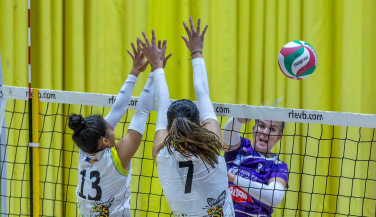 Voleibol Astillero cede ante Aceites Abril VoleyOurense