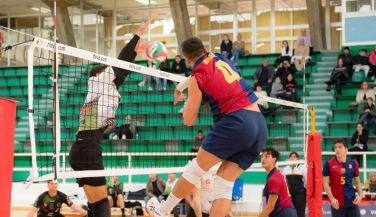 Barça Voleibol mantiene su imbatibilidad en el derby ante Cratevo Volei Arenys