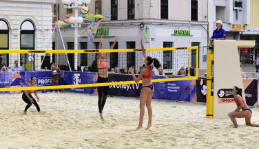 Las dos parejas femeninas acceden a las eliminatorias en el Europeo sub22 de Vóley Playa