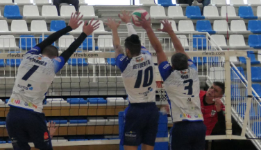 Servigroup Playas de Benidorm arranca la segunda vuelta con autoridad ante el CV Utrera