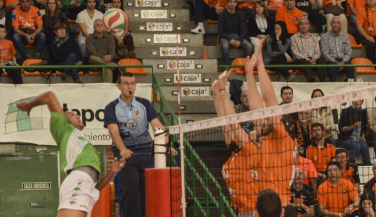 Unicaja Almería conquista Los Planos y el liderato