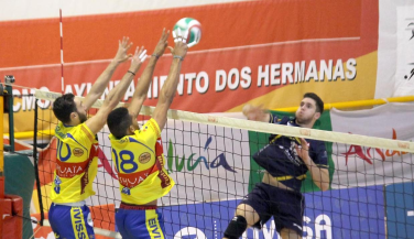 Ushuaïa Ibiza Voley también sucumbe al efecto Montecillos