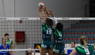Victoria de FP PRO Vóley Cajasol a lo grande frente al actual subcampeón de liga