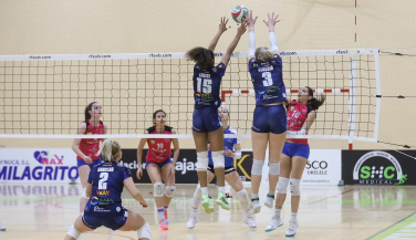 Cajasol Voley Dos Hermanas vence a Haro Rioja Voley en casa ante más de 800 espectadores 