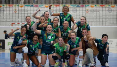 Épica victoria del FP Pro Voley Cajasol en el desempate en el primer partido de semifinales