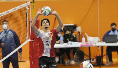Intasa San Sadurniño se lleva el derby gallego