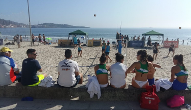 La Playa de Ézaro define los semifinalistas del CEVP Infantil