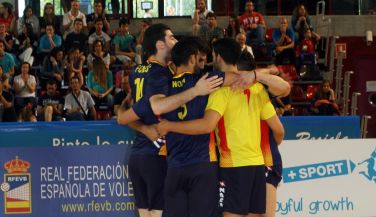 España vence con claridad a Portugal en Pinto