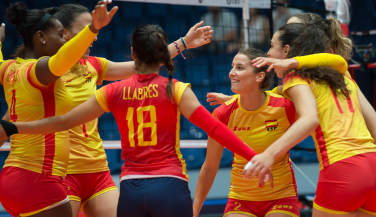 España quiere alargar el sueño del #EurovolleyW ante Polonia