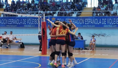 España inicia con victoria el bilateral ante Hungría