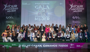 Grandes estrellas y reconocimientos en la Gala del Tour Universo Mujer