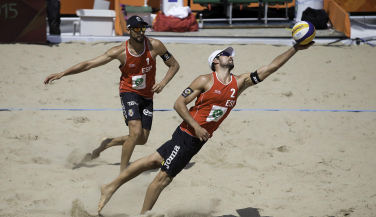 Pablo Herrera y Adrián Gavira vencen con claridad en su estreno en el Mundial
