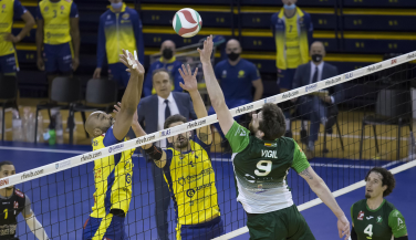 CV Guaguas alcanza la final tras derrotar a Unicaja Costa de Almería 