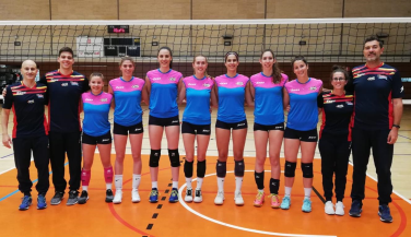 Las Leonas del Vóley inician en Barcelona su preparación estival