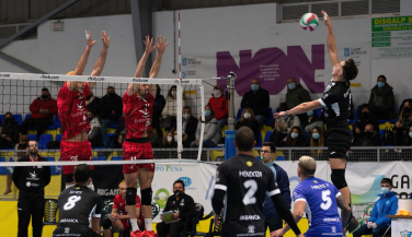 Intasa San Sadurniño y Arona Intersport disputarán la Final de la Copa Príncipe