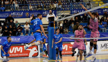 CV Melilla vence al Léleman Conqueridor Valencia en un vibrante partido a cinco sets