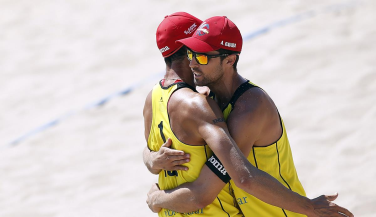 Los españóles Herrera-Gavira debutan con victoria en el World Tour de La Haya