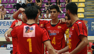 España sufre para sumar su tercera victoria en el Torneo WEVZA Sub17
