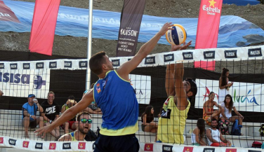 Emoción en los primeros encuentros de la final del Campeonato de España de Voley Playa