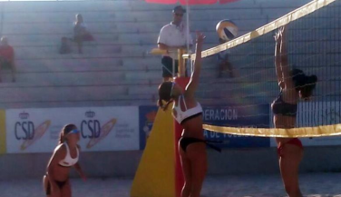 Las mejores parejas femeninas sub19 de selecciones autonómicas ya compiten en Lorca