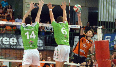 Unicaja Almería y CAI Voleibol Teruel intensifican su preparación para la Supercopa 2015