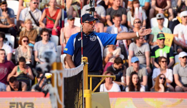 José María Padrón dirige la final masculina del Grand Slam de Voley Playa de Moscú