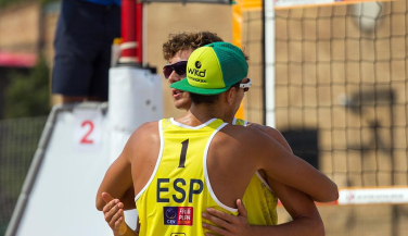 Los españoles Huerta-Jiménez debutan con victoria en el Mundial de Voley Playa Sub19