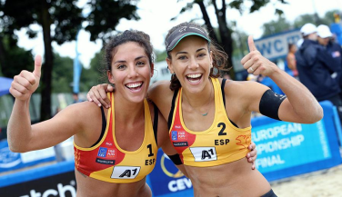 Las españolas Liliana-Baquerizo y Lobato-Soria vencen y avanzan en el Europeo de Voley Playa