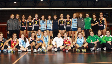 CV Torrelavega se presenta ante la afición con victoria en triangular 