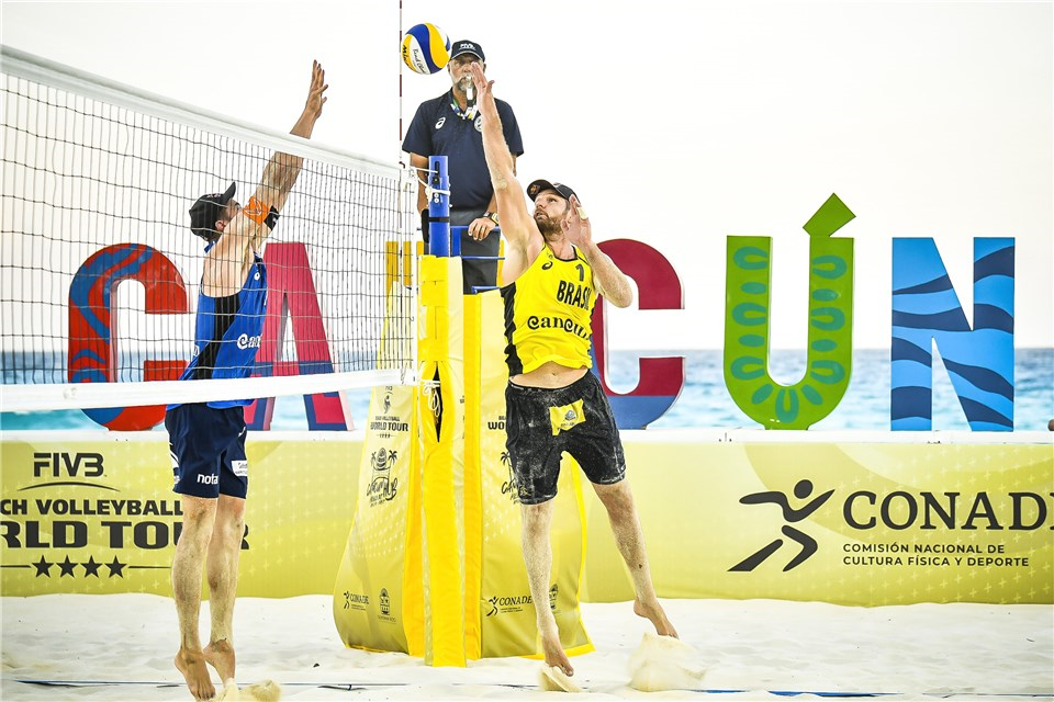 JOSE Mª PADRON en la PRUEBA FIVB en CANCUN