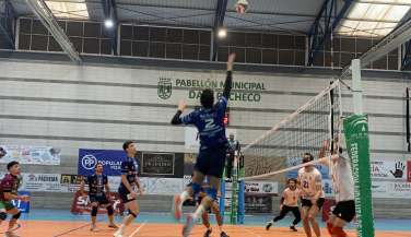 Victoria de los pizarreños en el derbi andaluz