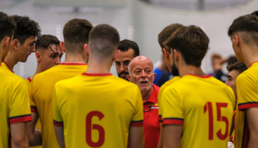 España supera en tres sets a Eslovenia y luchará el sábado por estar en el Europeo
