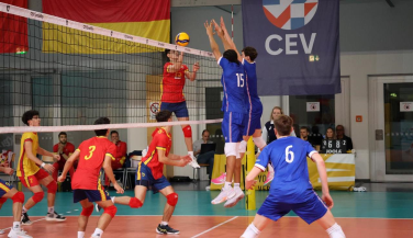 España se mete en semifinales del Torneo WEVZA Sub18 a pesar de caer ante Francia